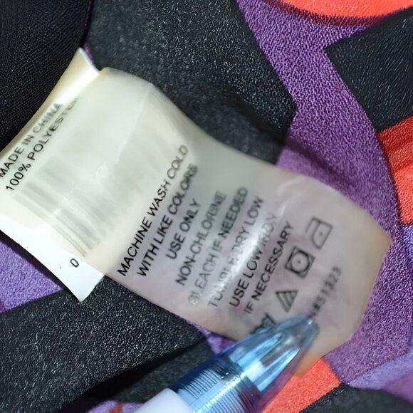 Vince Camuto Retro Abstract Red Purple Crossbody Christmas Holiday Top Blouse S - Picture 6 of 6